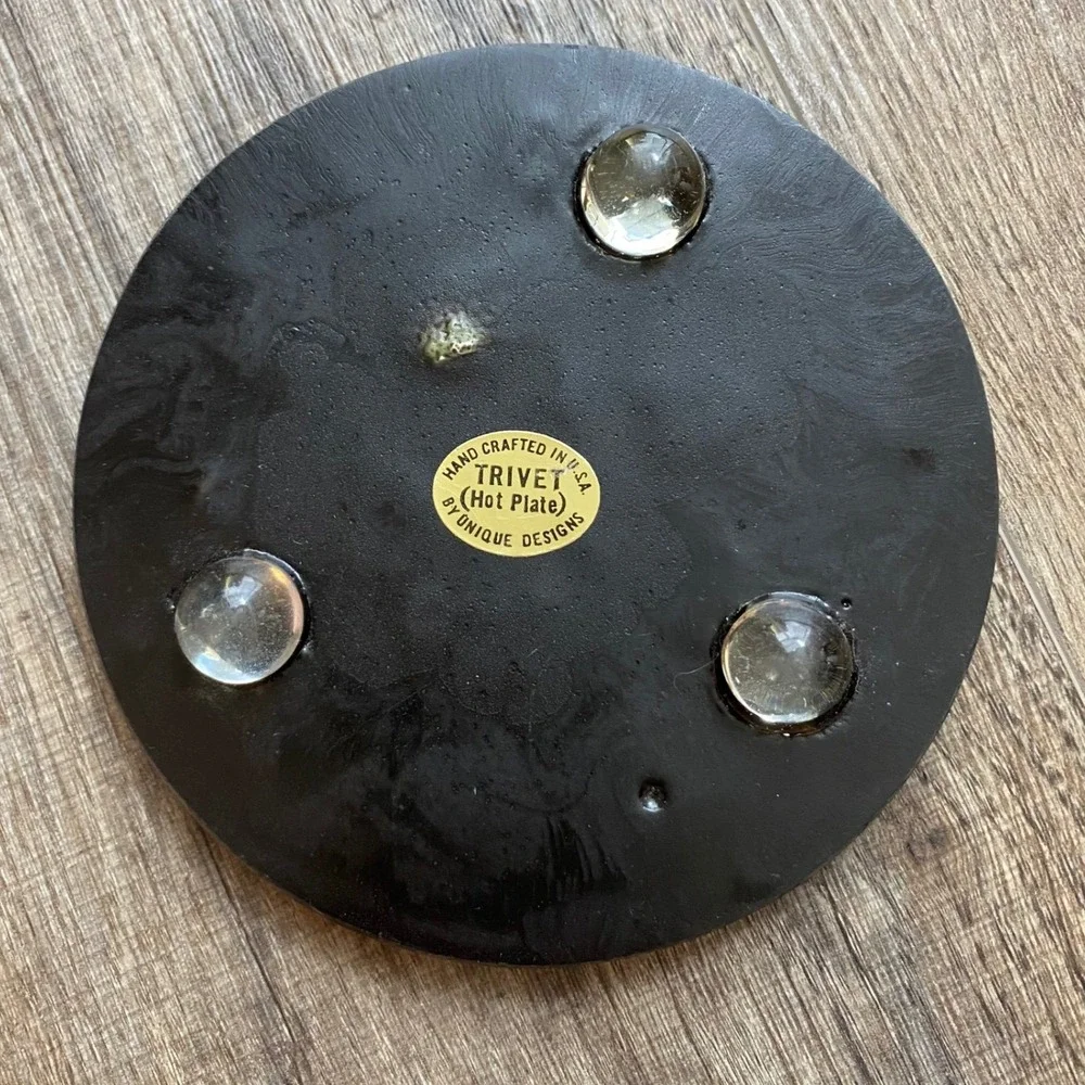 Unique Designs Abalone Shell Resin Trivet Hot Plate Black Round Vintage USA Made